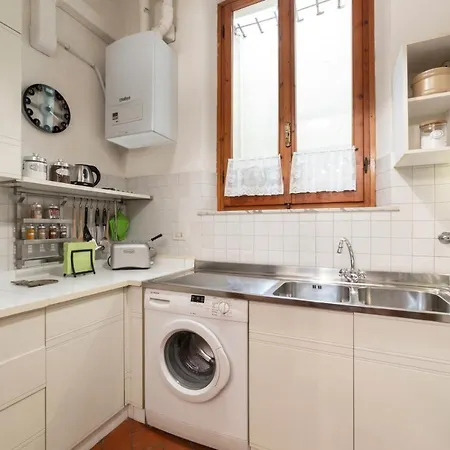 110 Sqm Apartment 6 Sleeps In Santa Croce Florence Buitenkant foto